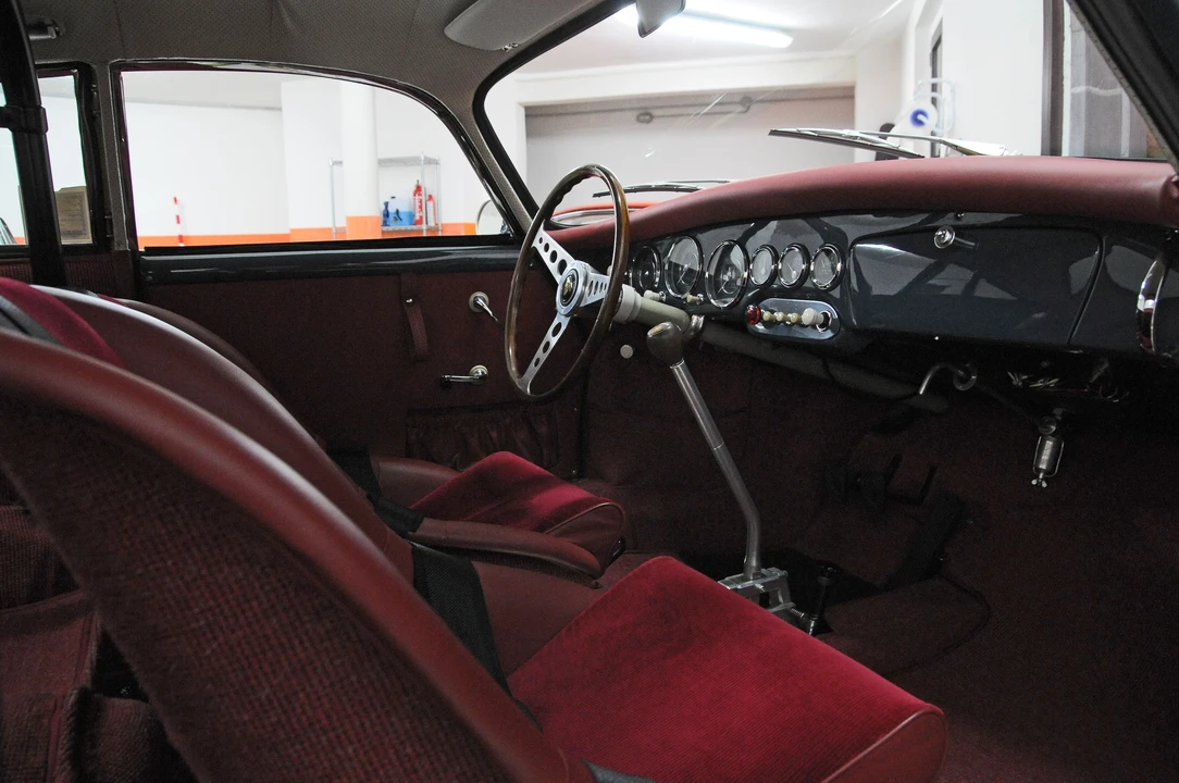 1958 Porsche 356 A - Image 8 of 10