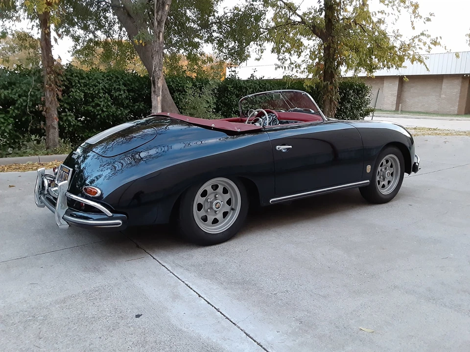 1958 Porsche Speedster - Image 9 of 31