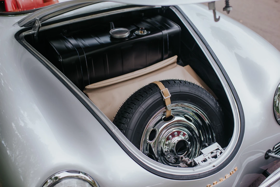 1958 Porsche Speedster - Image 19 of 31