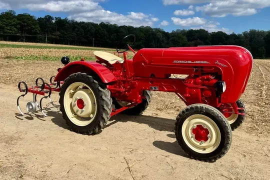1958 Porsche-Diesel Junior 108L Tractor