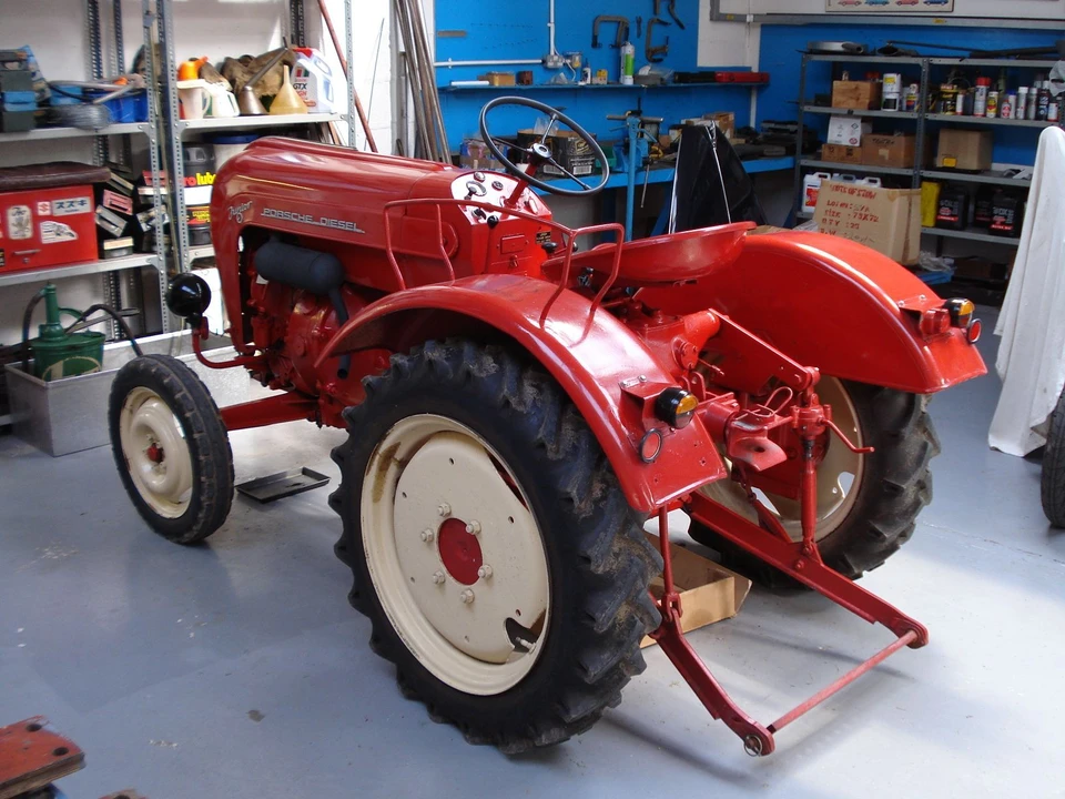 1958 Porsche Tractors - Image 4 of 5