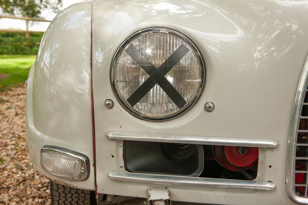 1958 Saab - Image 9 of 31
