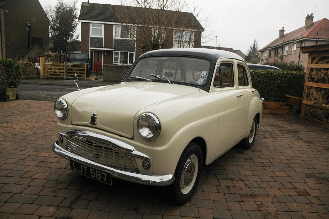 1958 Standard - Image 14 of 30