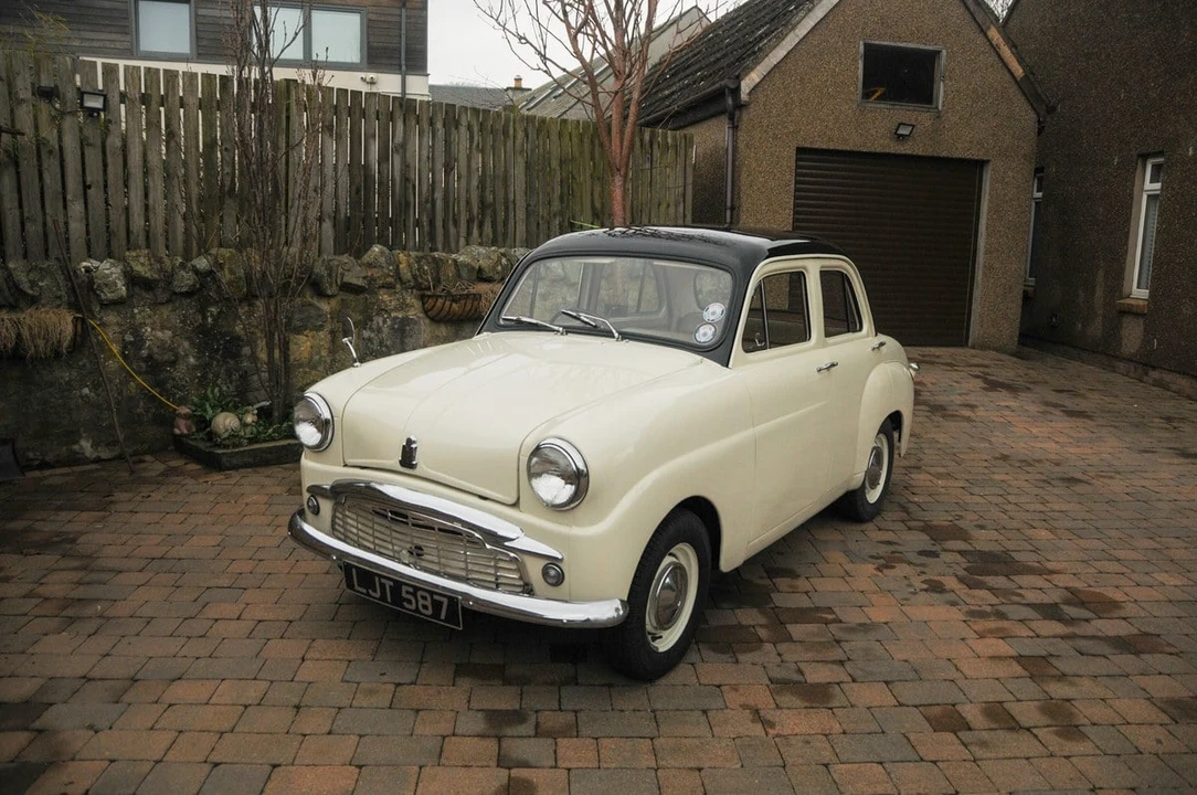 1958 Standard - Image 15 of 30