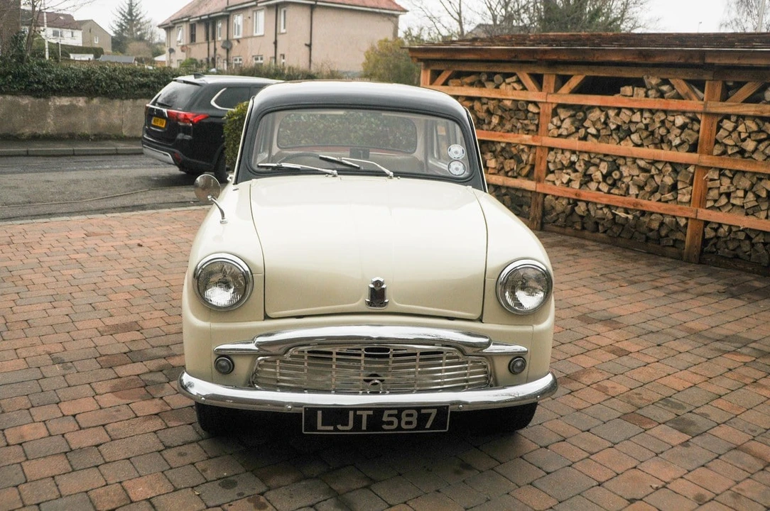 1958 Standard - Image 9 of 30
