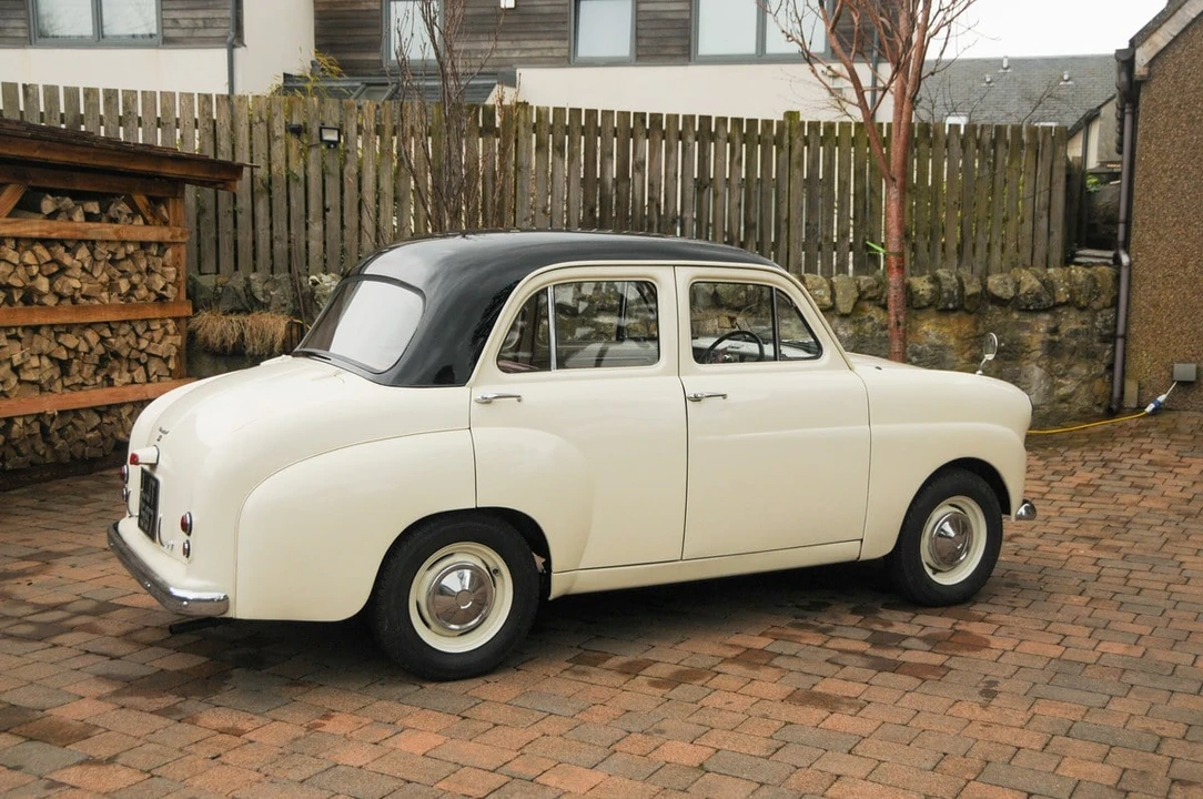 1958 Standard - Image 5 of 30
