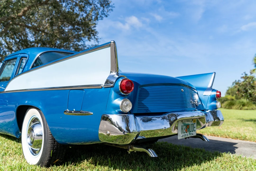 1958 Studebaker Hawk - Image 12 of 31