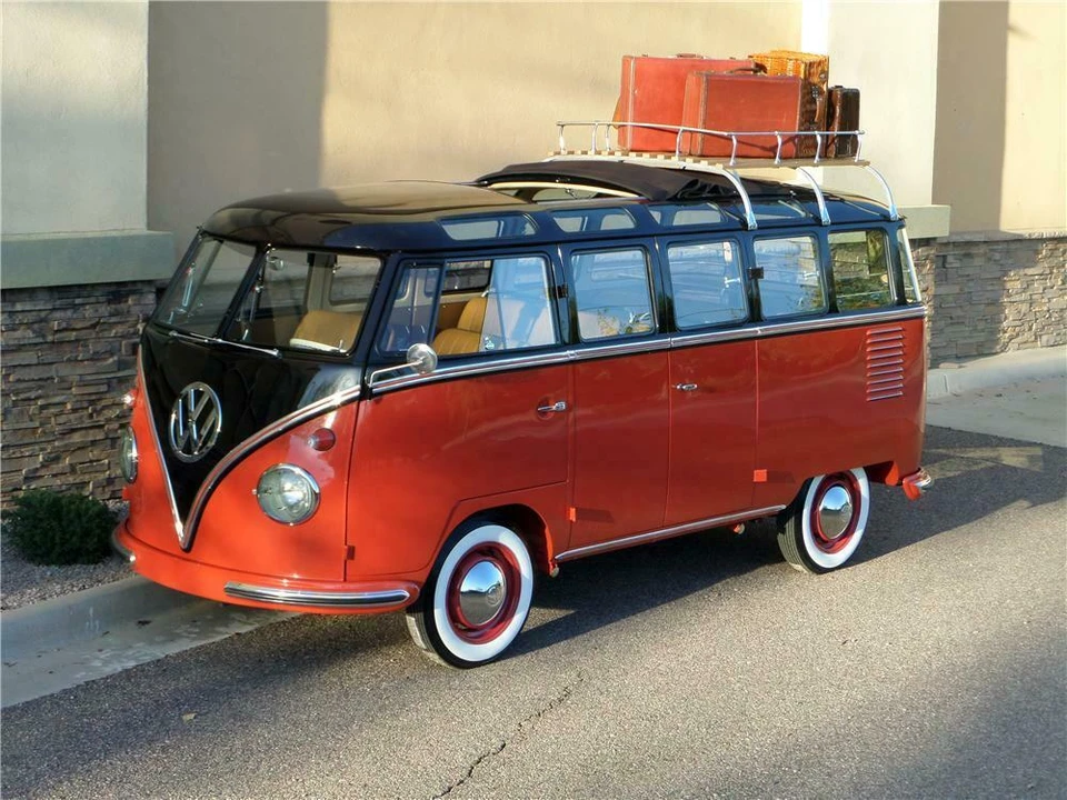 1958 Volkswagen Split-Window Bus - Image 2 of 4