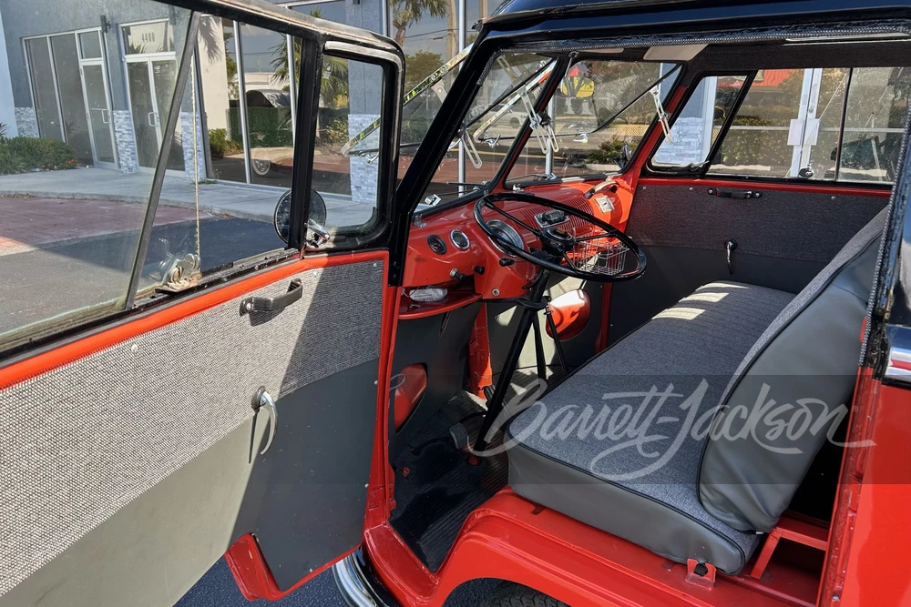 1958 Volkswagen Split-Window Bus - Image 4 of 11