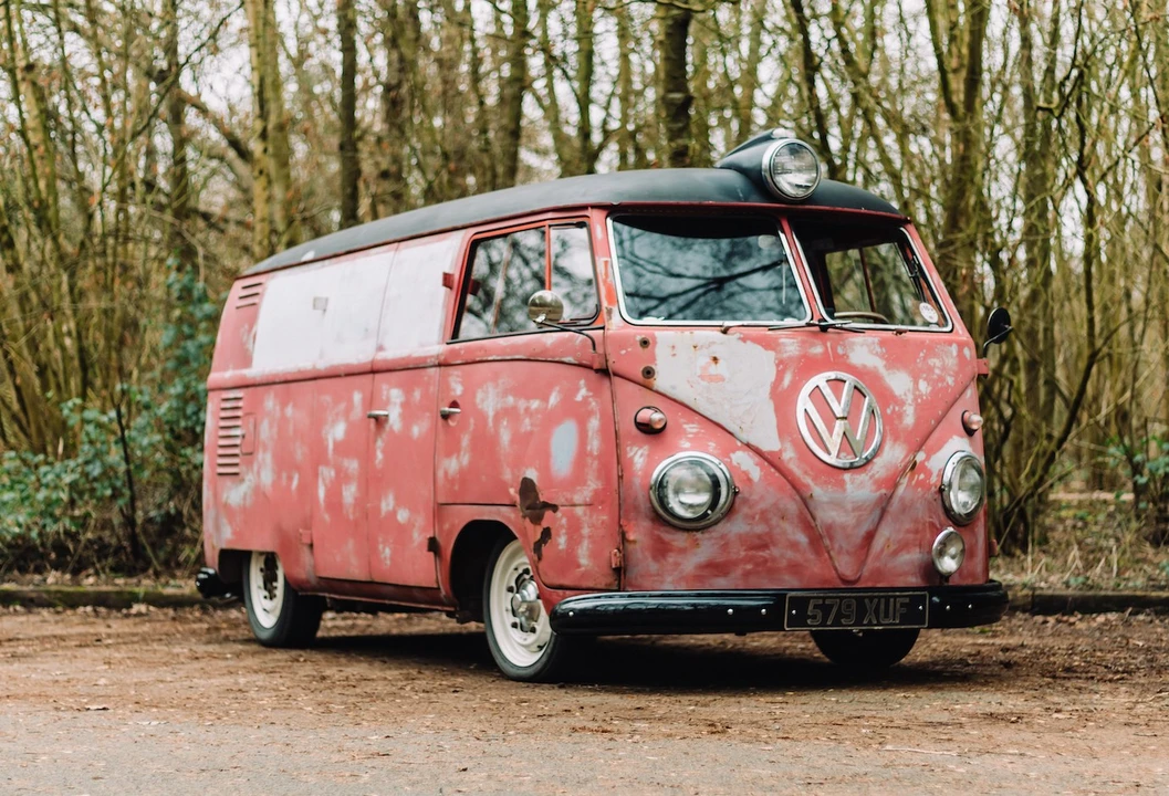 1958 Volkswagen Split-Window Bus - Image 5 of 31