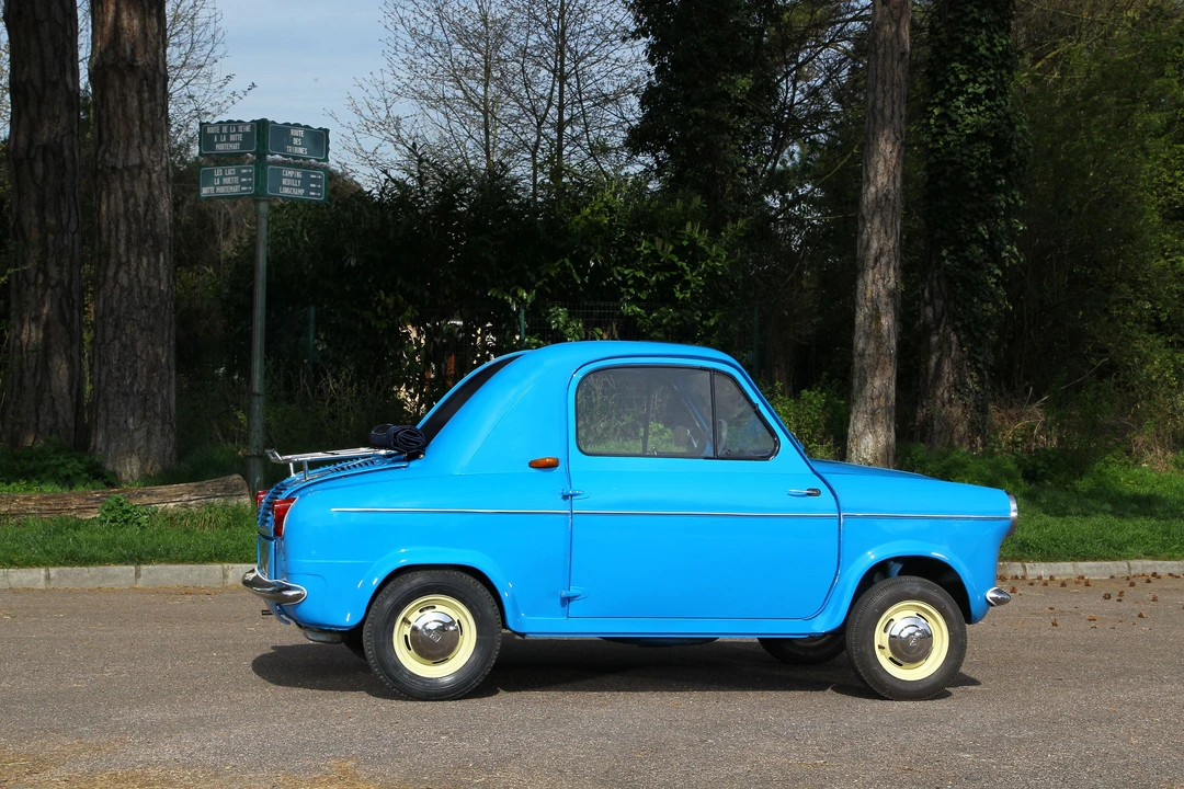 1958 Vespa 400 - Image 3 of 31