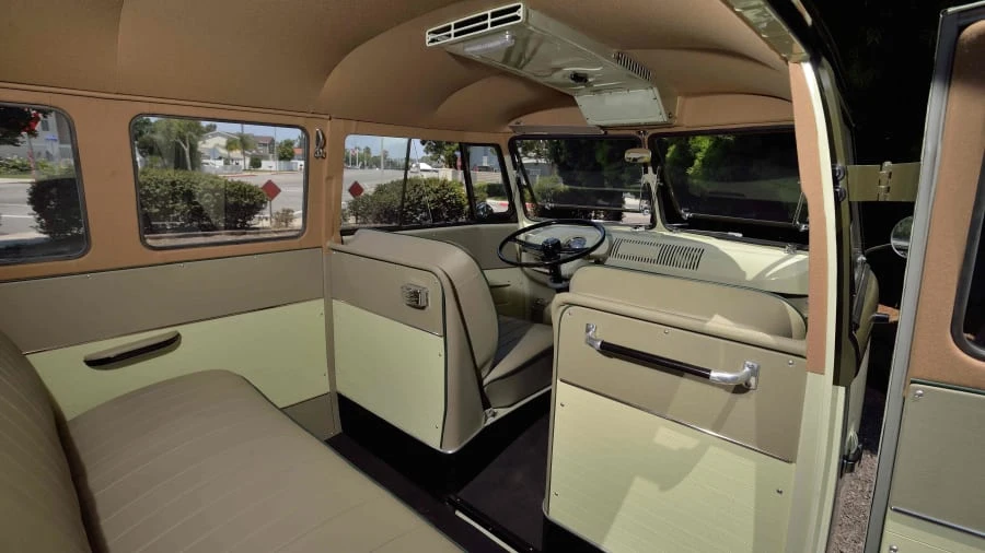 1958 Volkswagen Split-Window Bus - Image 10 of 12