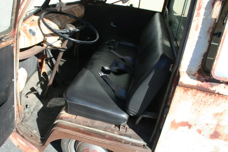 1958 Volkswagen Split-Window Bus - Image 4 of 9