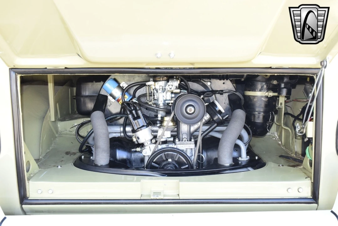 1958 Volkswagen Split-Window Bus - Image 19 of 21