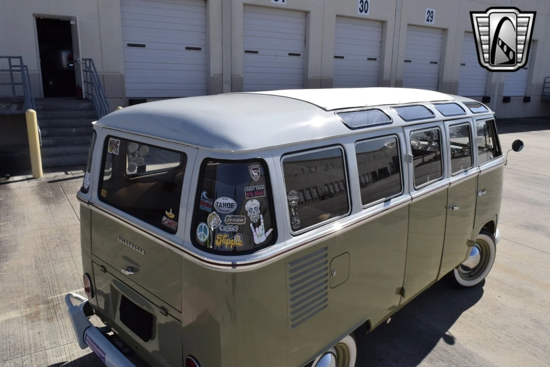 1958 Volkswagen Split-Window Bus - Image 8 of 21