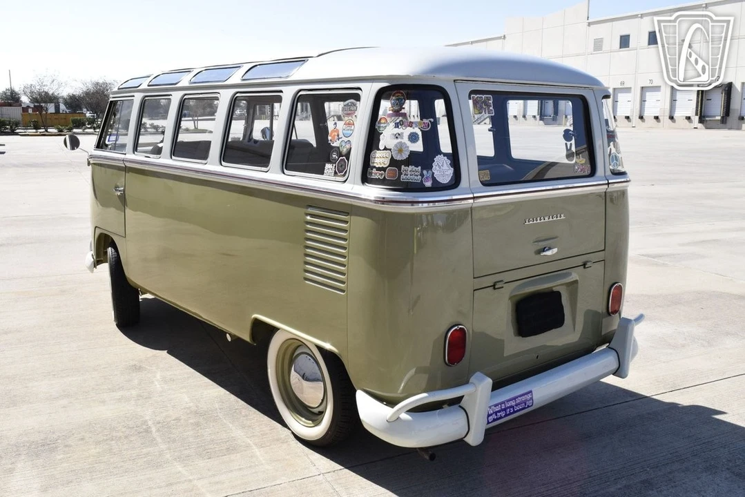 1958 Volkswagen Split-Window Bus - Image 8 of 12