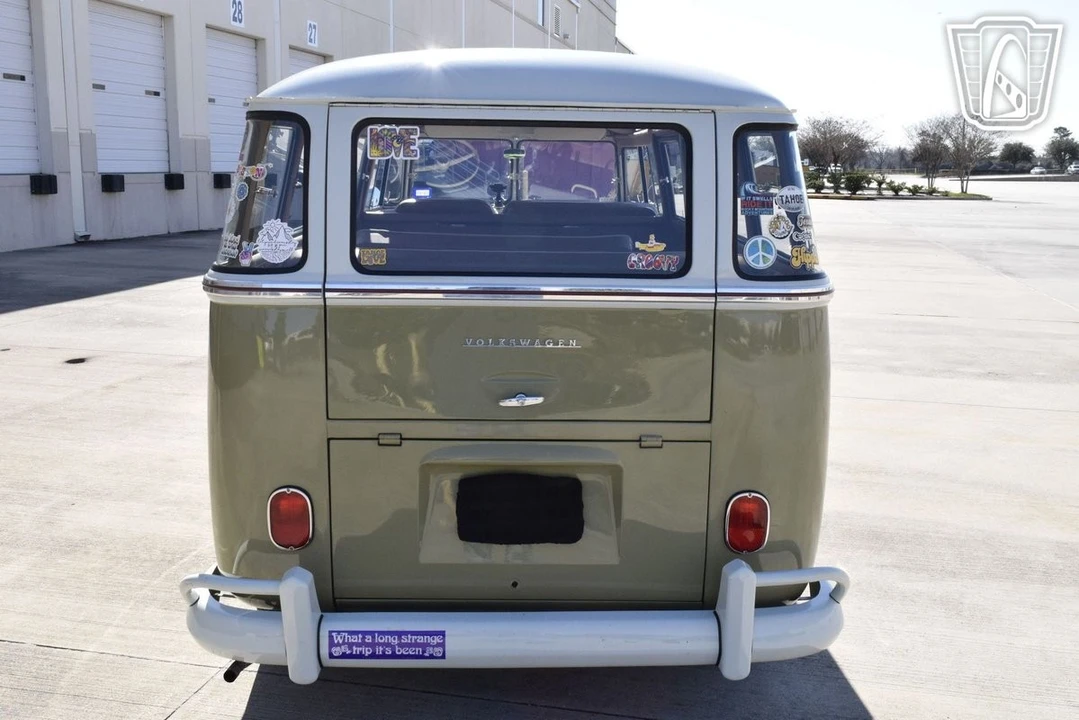 1958 Volkswagen Split-Window Bus - Image 11 of 12