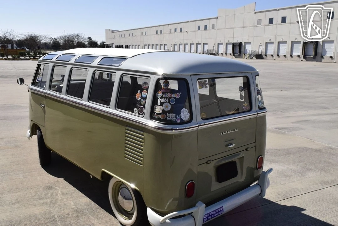 1958 Volkswagen Split-Window Bus - Image 7 of 12