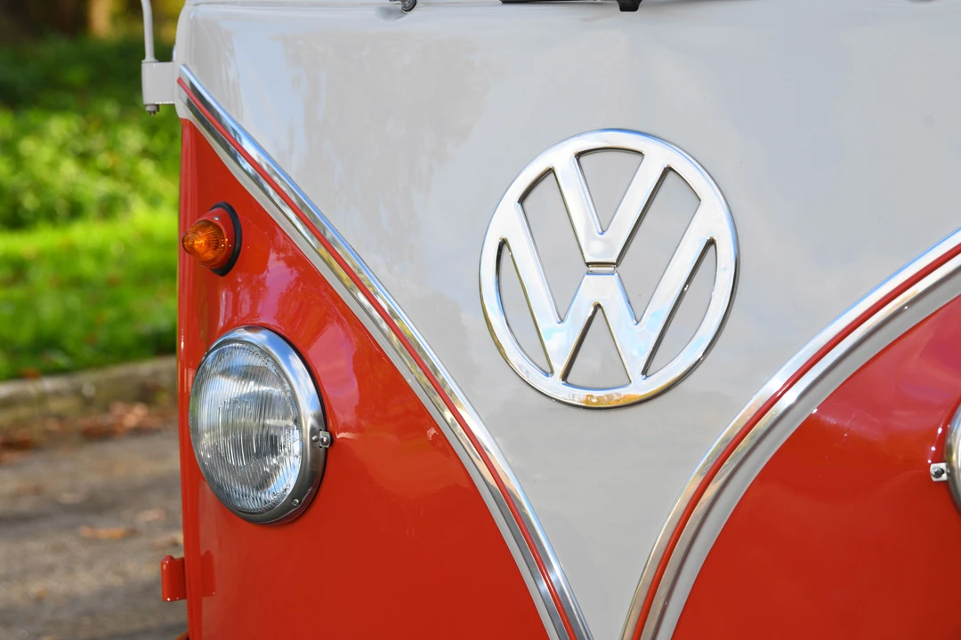 1958 Volkswagen Split-Window Bus - Image 23 of 31