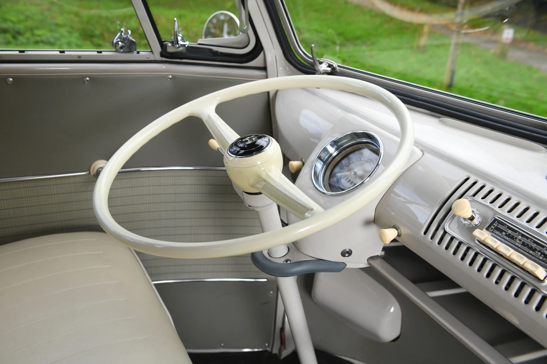 1958 Volkswagen Split-Window Bus - Image 20 of 31