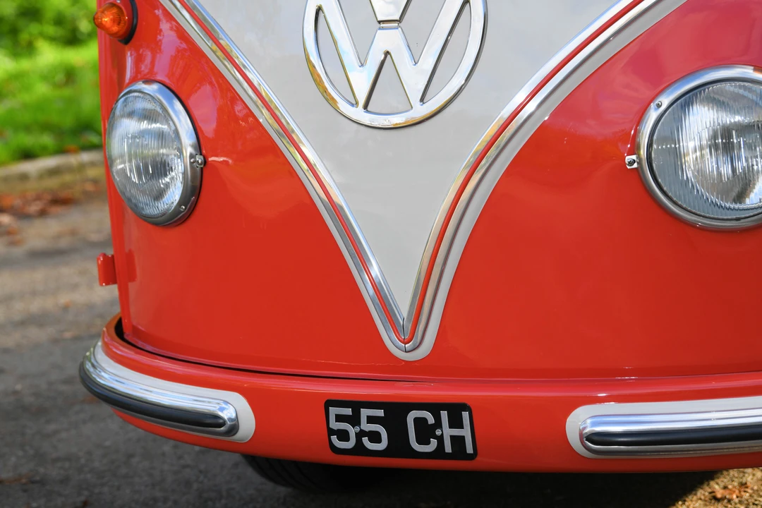 1958 Volkswagen Split-Window Bus - Image 25 of 31