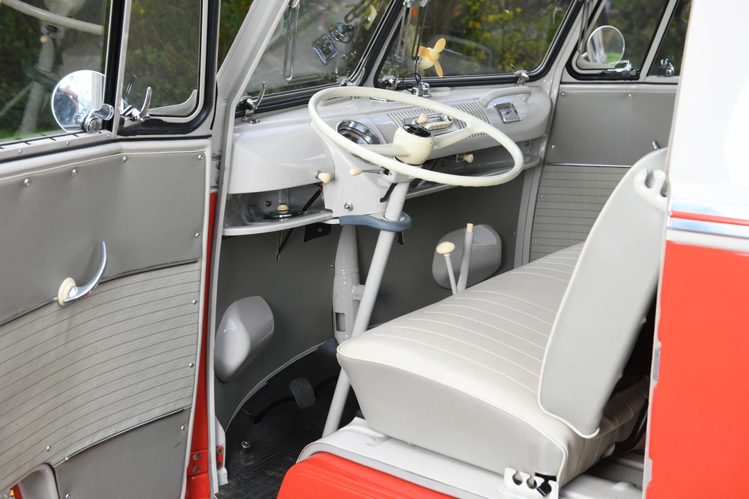 1958 Volkswagen Split-Window Bus - Image 30 of 31