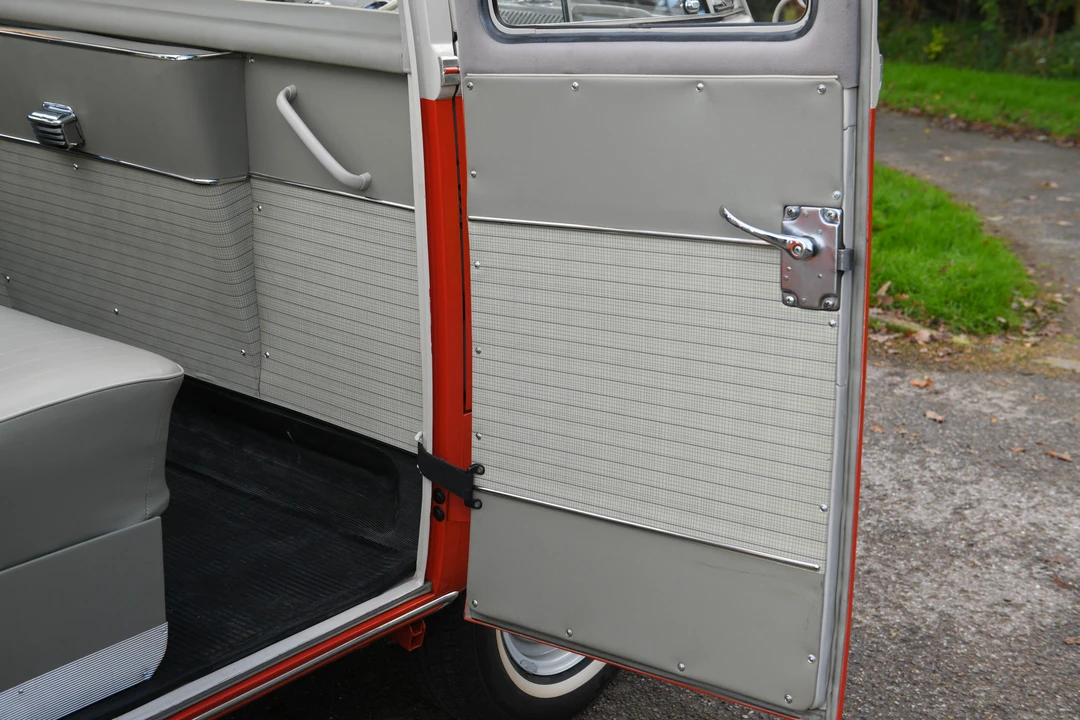 1958 Volkswagen Split-Window Bus - Image 4 of 31