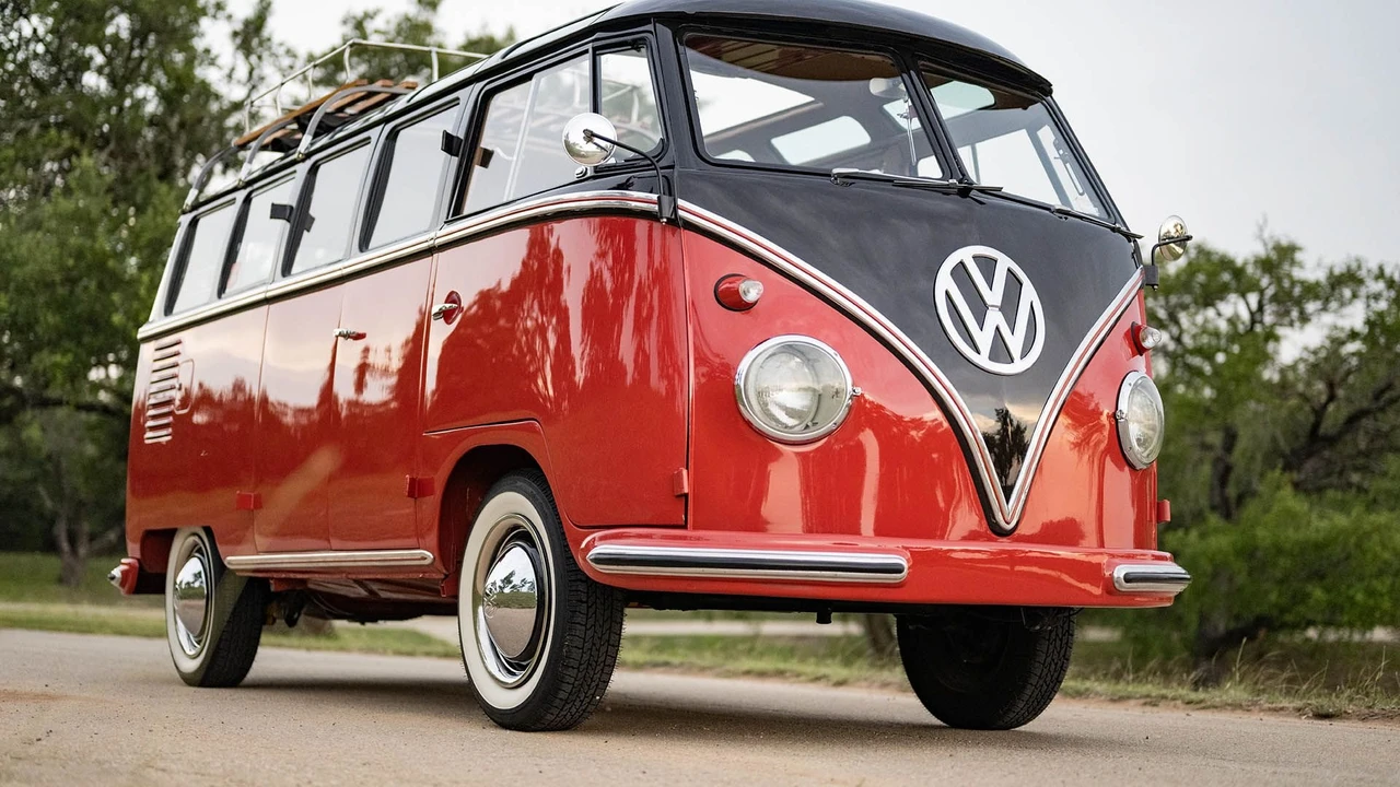 1958 Volkswagen Split-Window Bus - Image 13 of 31