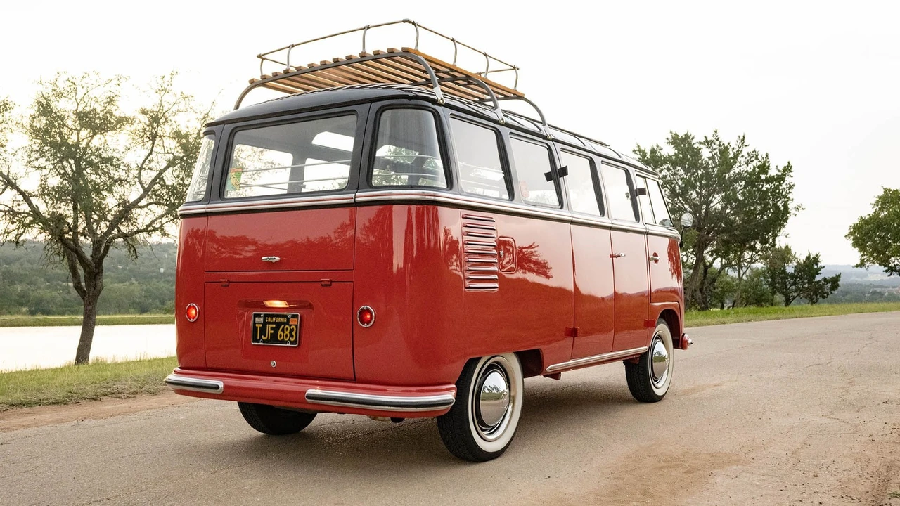 1958 Volkswagen Split-Window Bus - Image 7 of 31
