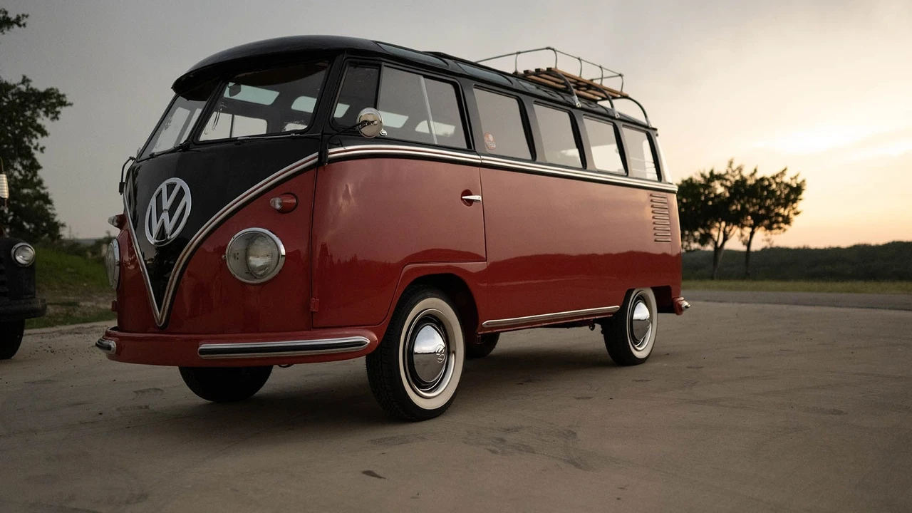 1958 Volkswagen Split-Window Bus - Image 19 of 31