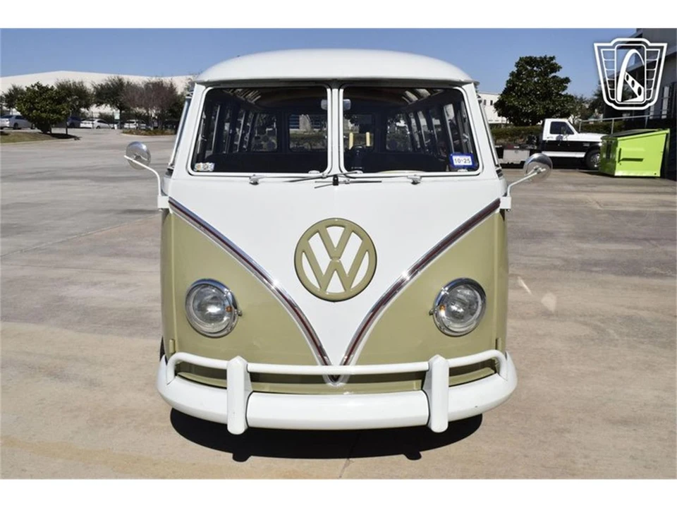 1958 Volkswagen Split-Window Bus - Image 22 of 31