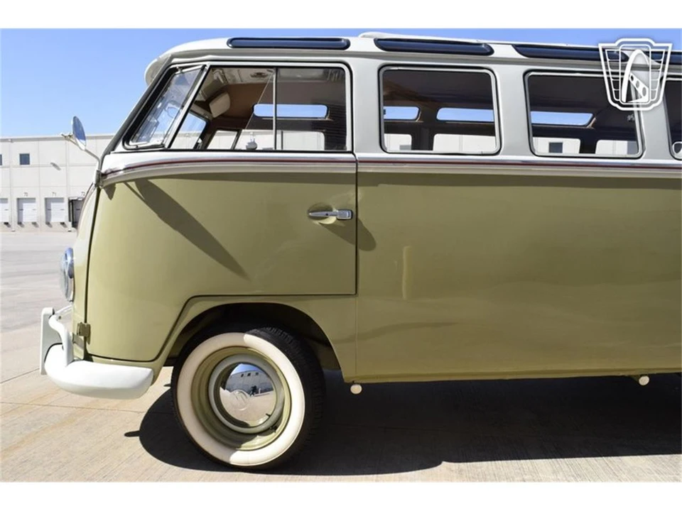 1958 Volkswagen Split-Window Bus - Image 28 of 31