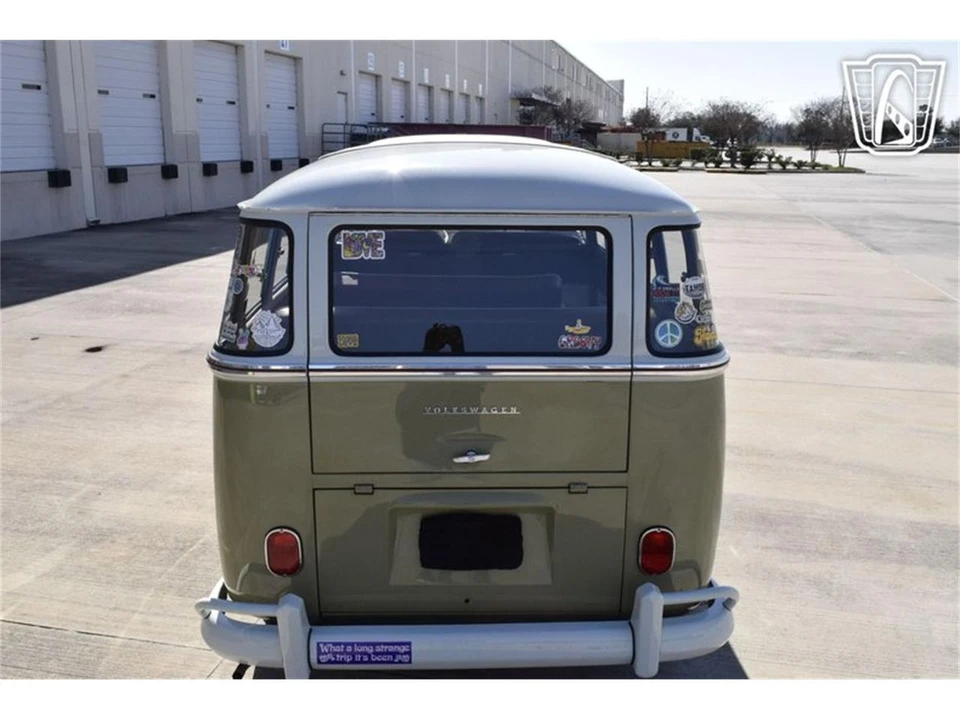 1958 Volkswagen Split-Window Bus - Image 9 of 31