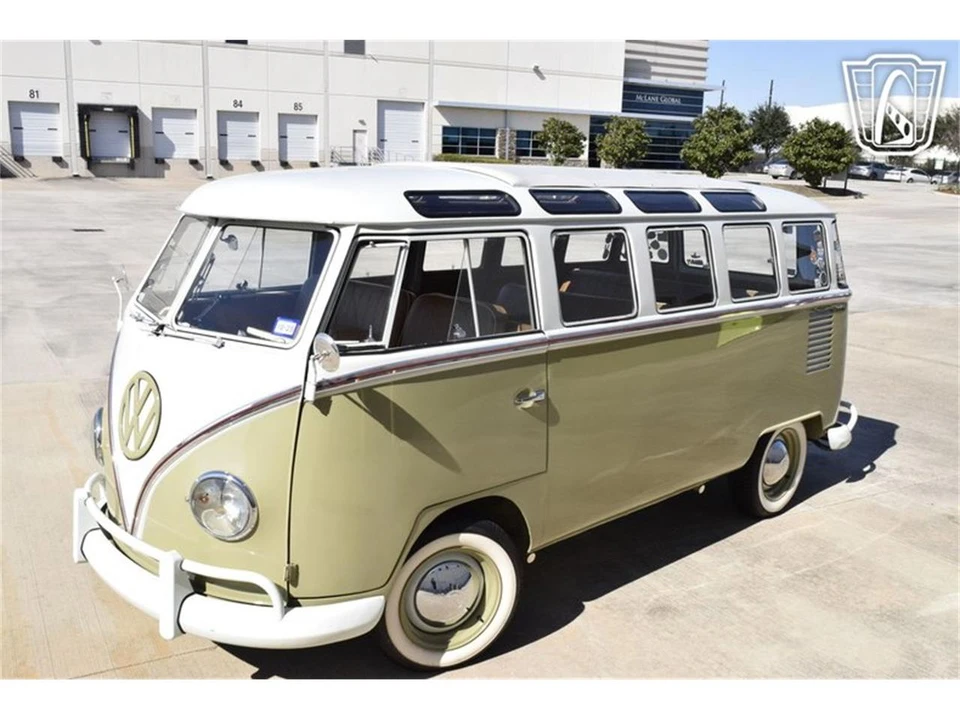 1958 Volkswagen Split-Window Bus - Image 24 of 31