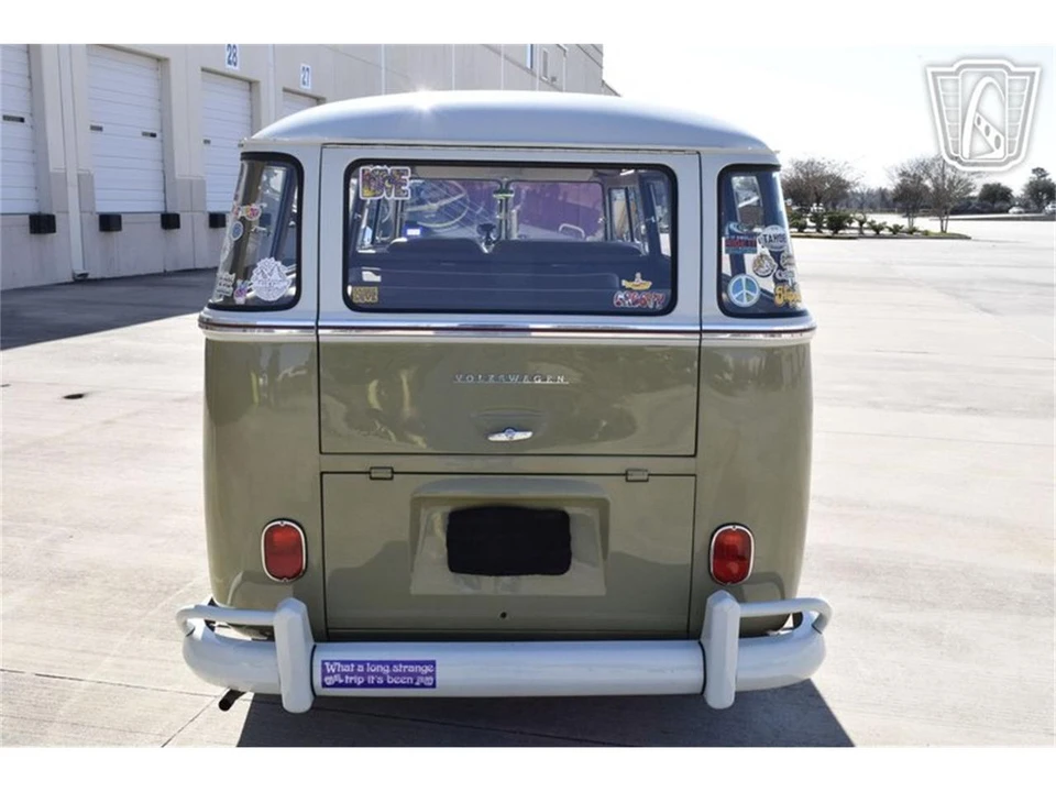 1958 Volkswagen Split-Window Bus - Image 10 of 31