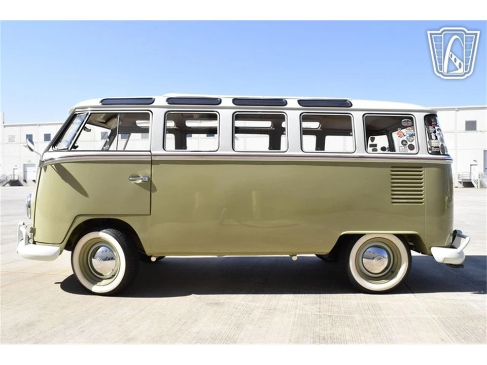 1958 Volkswagen Split-Window Bus - Image 5 of 31