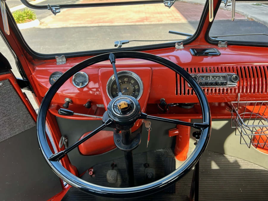 1958 Volkswagen Split-Window Bus - Image 11 of 17