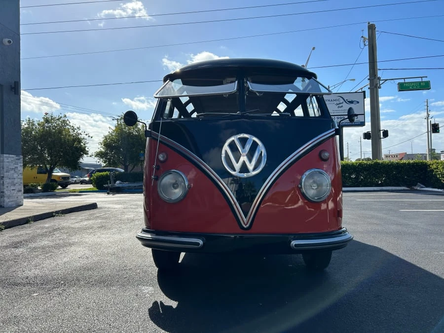 1958 Volkswagen Split-Window Bus - Image 7 of 17