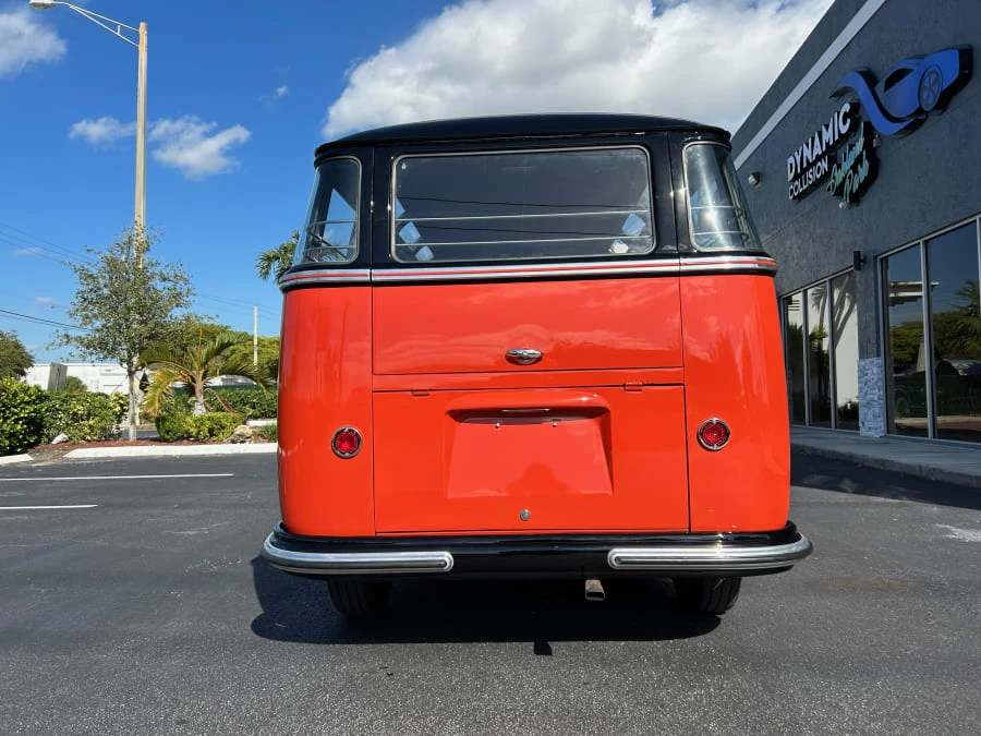 1958 Volkswagen Split-Window Bus - Image 5 of 17