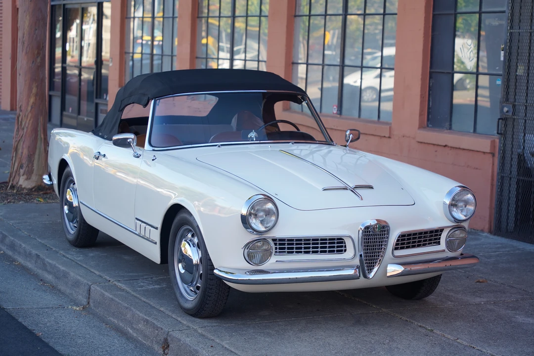 1959 Alfa Romeo 102-Series 2000 - Image 18 of 31