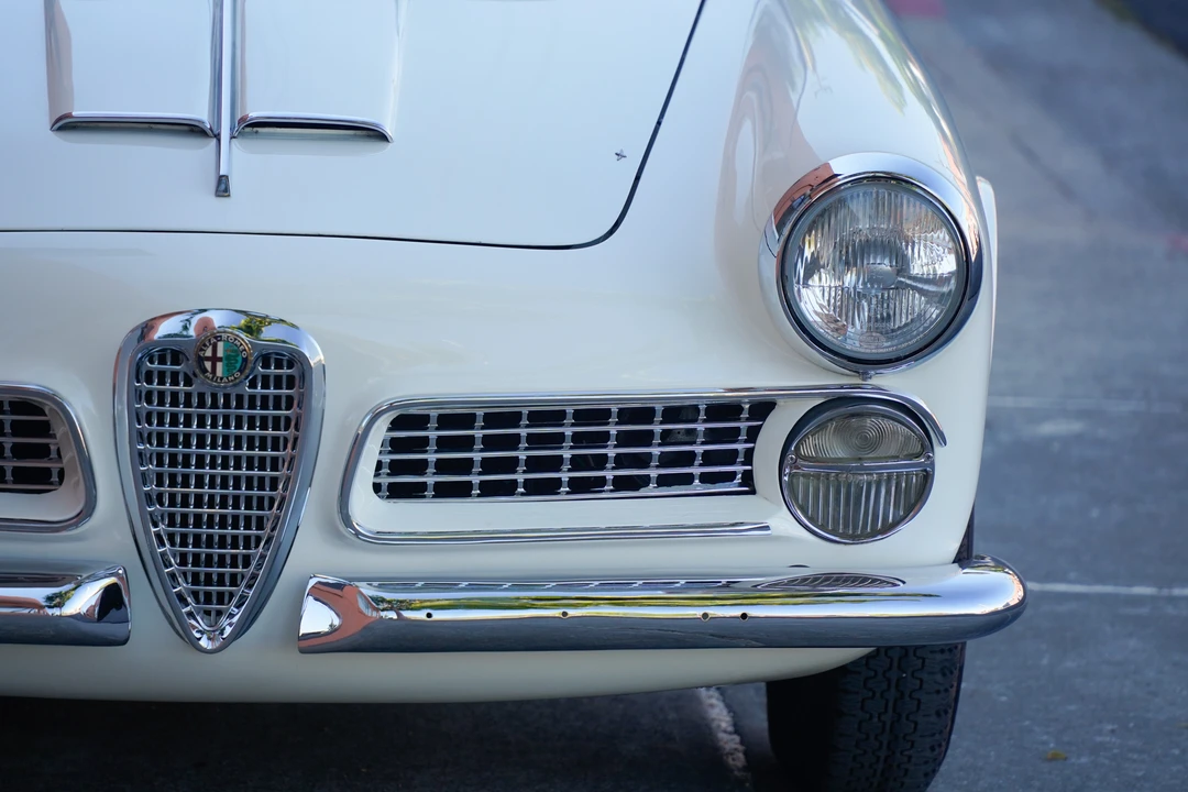 1959 Alfa Romeo 102-Series 2000 - Image 25 of 31