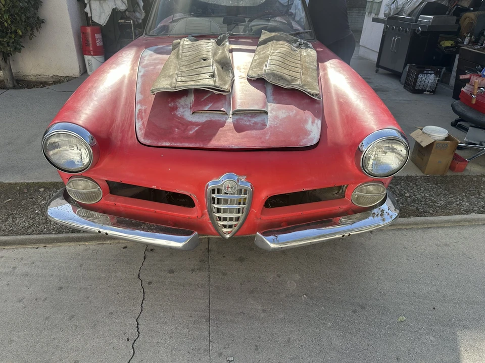 1959 Alfa Romeo 102-Series 2000 - Image 5 of 31
