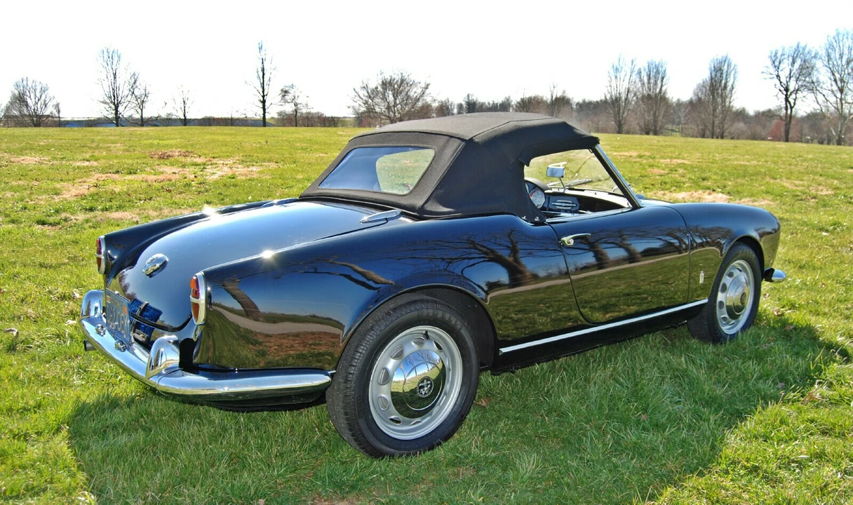 1959 Alfa Romeo Giulietta - Image 14 of 31