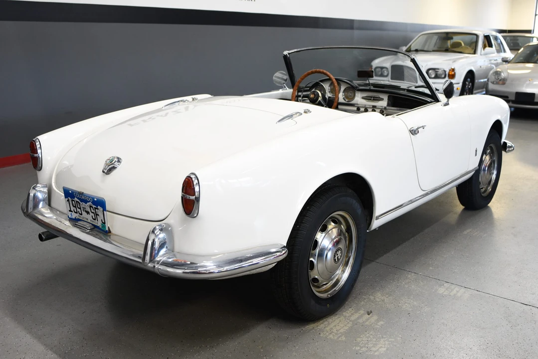 1959 Alfa Romeo Giulietta - Image 18 of 31