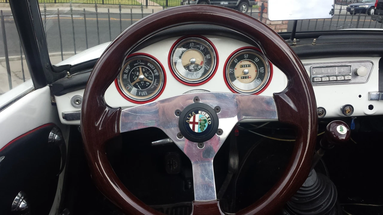 1959 Alfa Romeo Giulietta - Image 21 of 31
