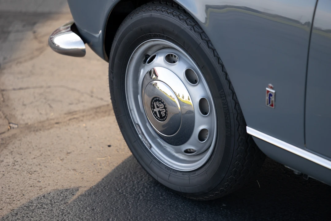1959 Alfa Romeo Giulietta - Image 29 of 31