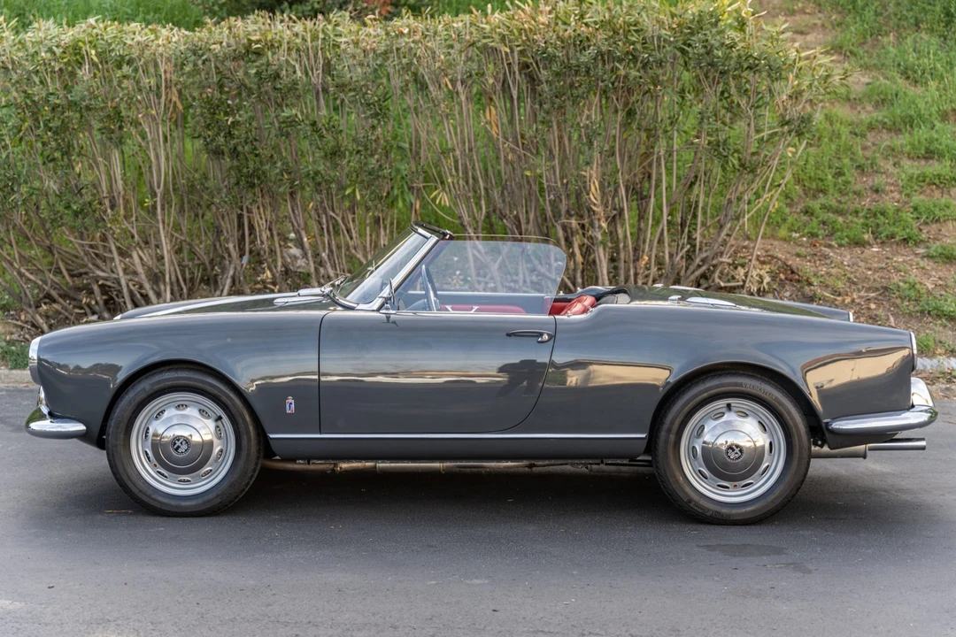 1959 Alfa Romeo Giulietta Sprint Speciale - Image 13 of 31