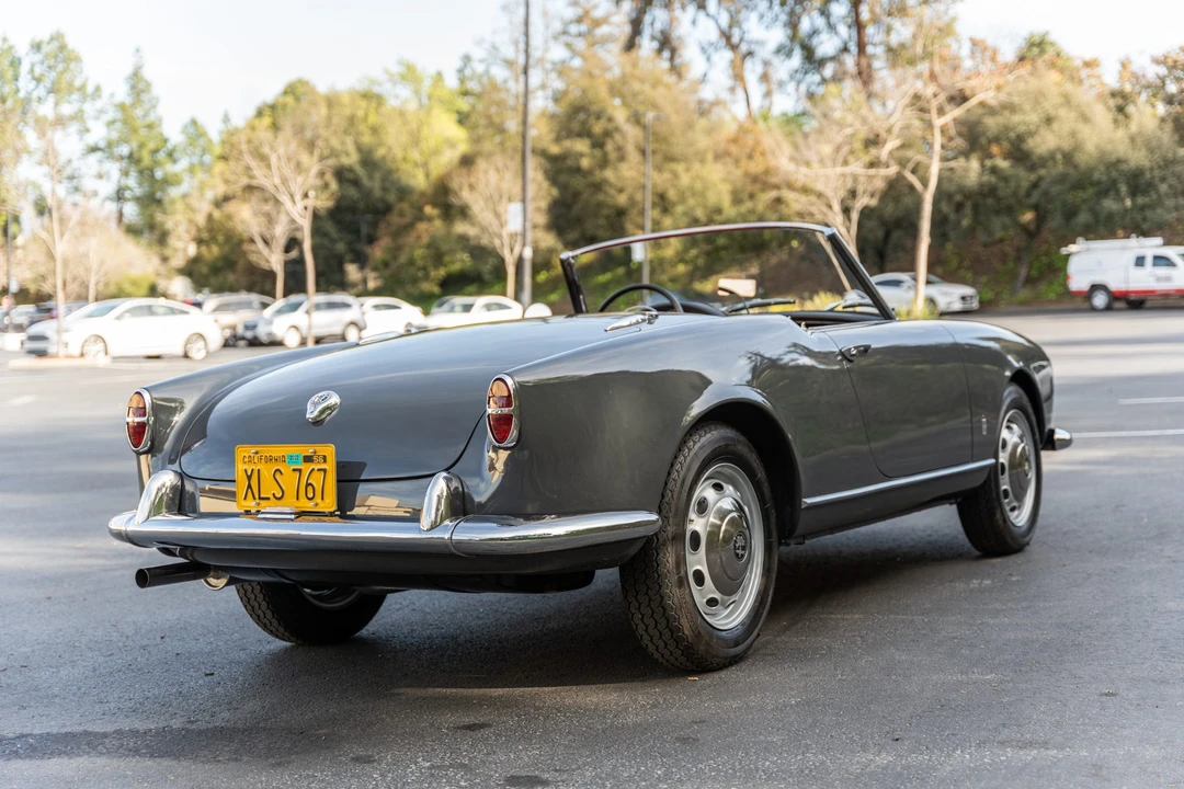 1959 Alfa Romeo Giulietta Sprint Speciale - Image 17 of 31