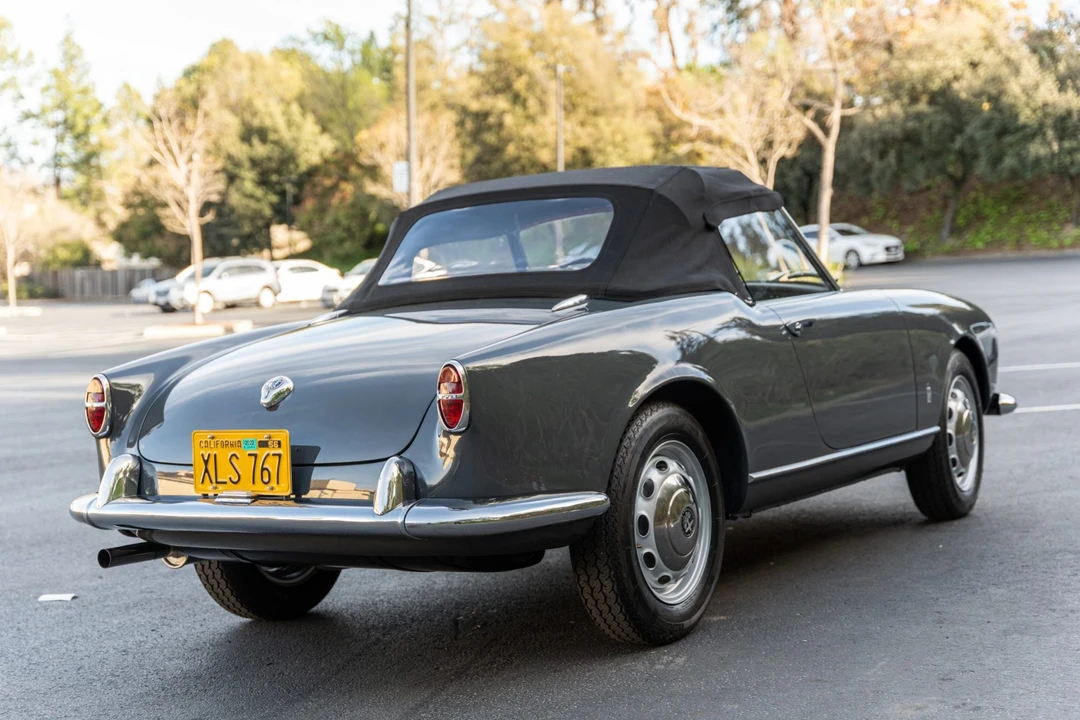 1959 Alfa Romeo Giulietta Sprint Speciale - Image 8 of 31