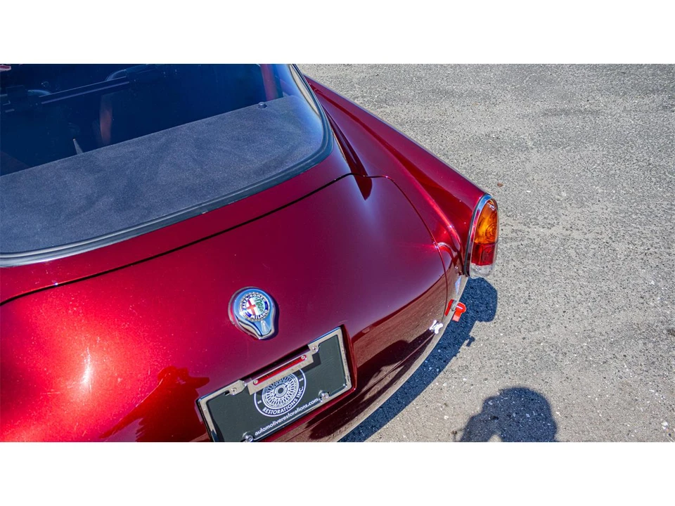 1959 Alfa Romeo Giulietta Sprint Speciale - Image 4 of 31